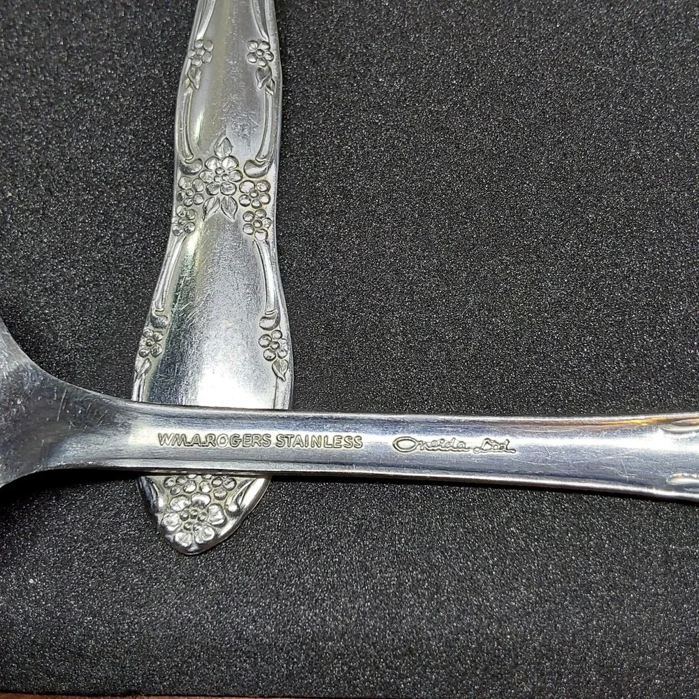 Wm A Rogers Oneida Fenway Daydream Stainless Flatware‎ Lot of 6 Soup Spoons